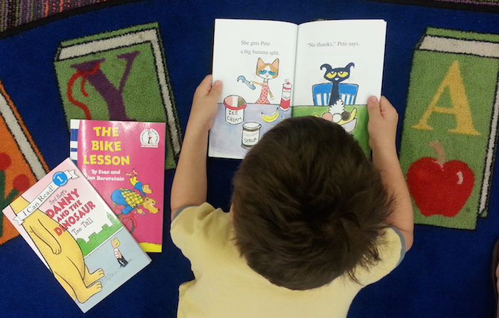 How to Help Early Readers Maintain Confidence - Moments A Day